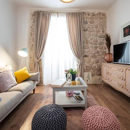 Flora-Heartbeat Old City Three Bedrooms Apartment Dubrovnik Buitenkant foto