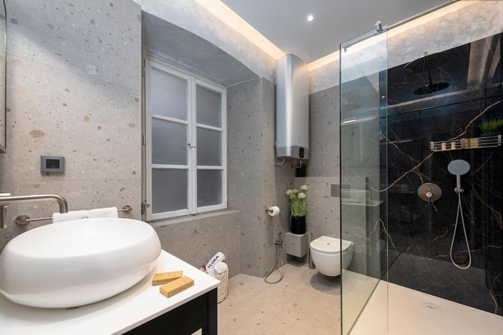 Flora-Heartbeat Old City Three Bedrooms Apartment Dubrovnik Buitenkant foto