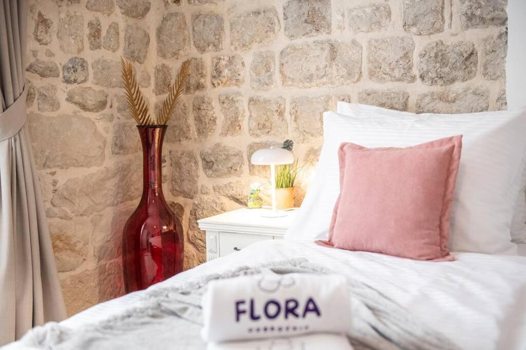 Flora-Heartbeat Old City Three Bedrooms Apartment Dubrovnik Buitenkant foto