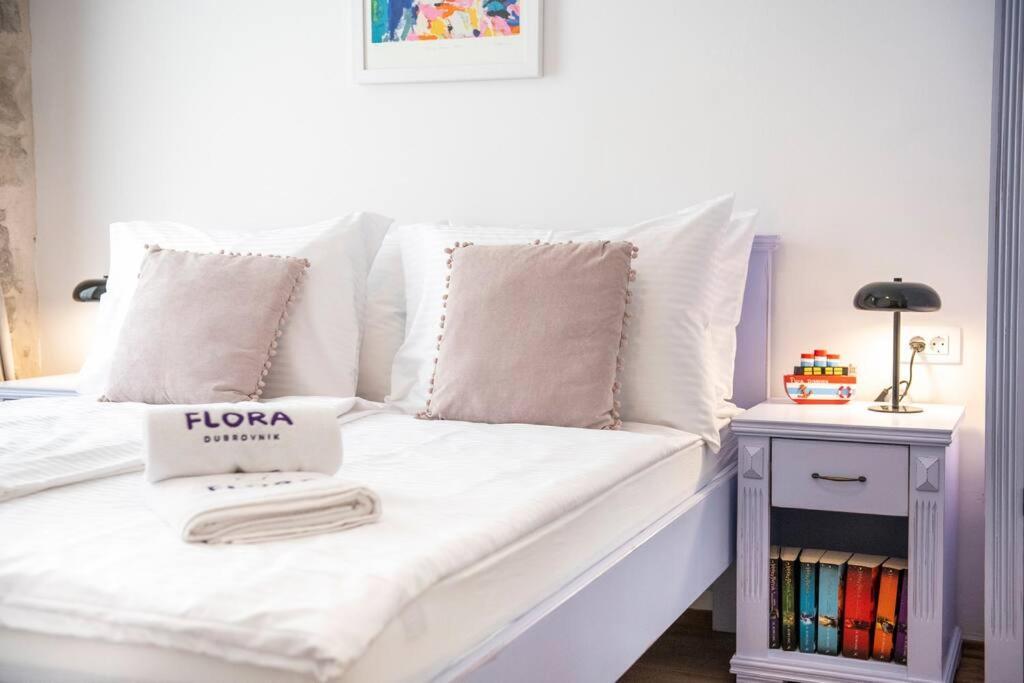 Flora-Heartbeat Old City Three Bedrooms Apartment Dubrovnik Buitenkant foto