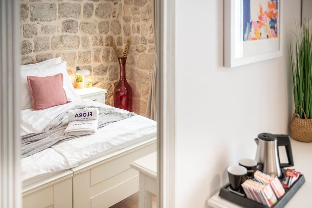 Flora-Heartbeat Old City Three Bedrooms Apartment Dubrovnik Buitenkant foto
